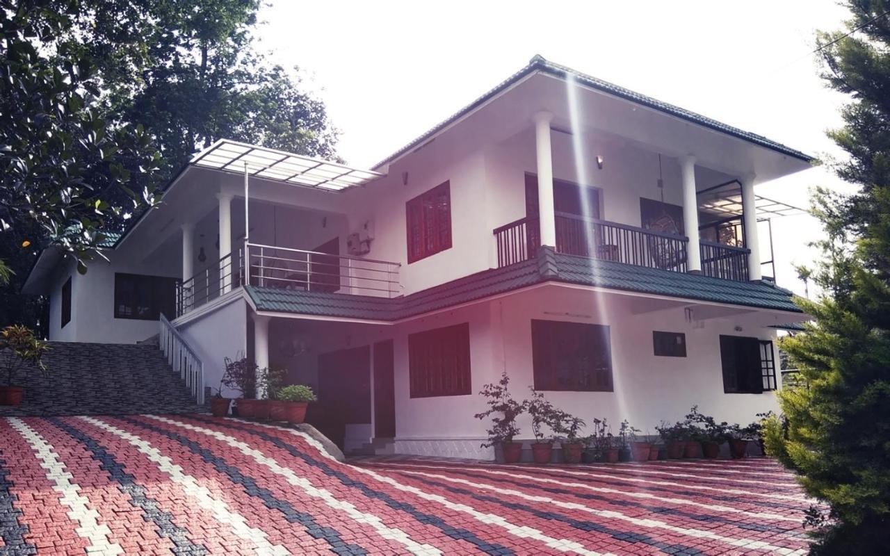 Hill Mist Thekkady Hotel Buitenkant foto